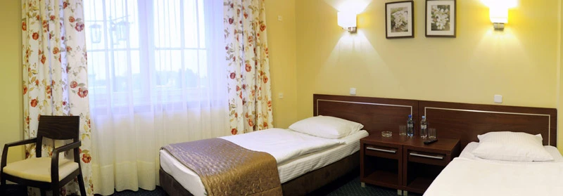 hotel habitaciones apartamentos descanso posada eventos Polonia Biała Podlaska